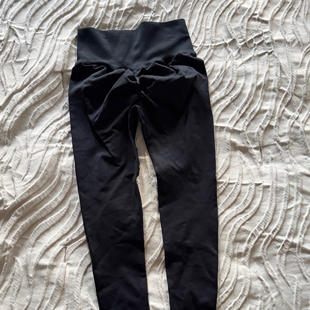 Scrunch Booty Black High-Waist Leggings